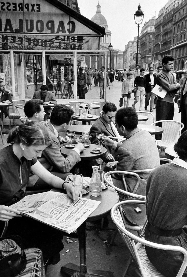 13 Vintage Photos Of Paris That Will Make You Wish For A Time