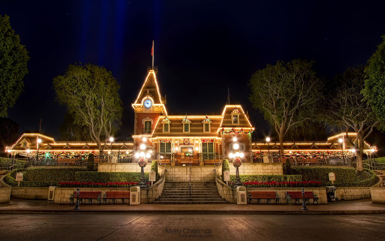 Disney Disneyland Christmas Decorative Night Deskt