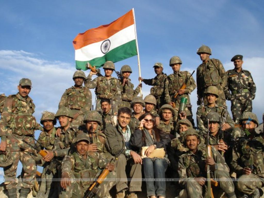 On Image Titled Mohnish Bahl His Wife With Indian Army