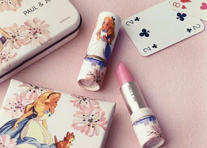 Cute Girly Wallpaperalice Makeup Collection Alice In