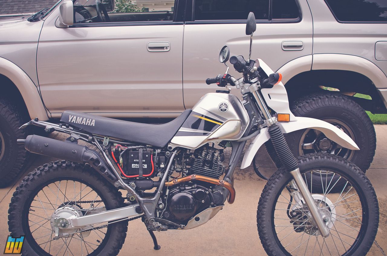 Yamaha Xt225 With Rear Fender And Side Plastics Removed