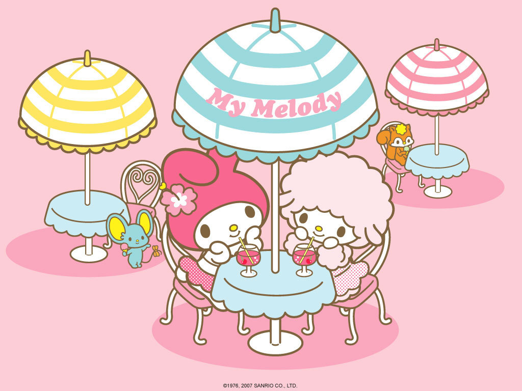 My Melody and Kuromi enjoy refreshing drinks under a parasol at a charming outdoor cafe, accompanied by a cute little mouse and a friendly squirrel in this delightful Sanrio wallpaper