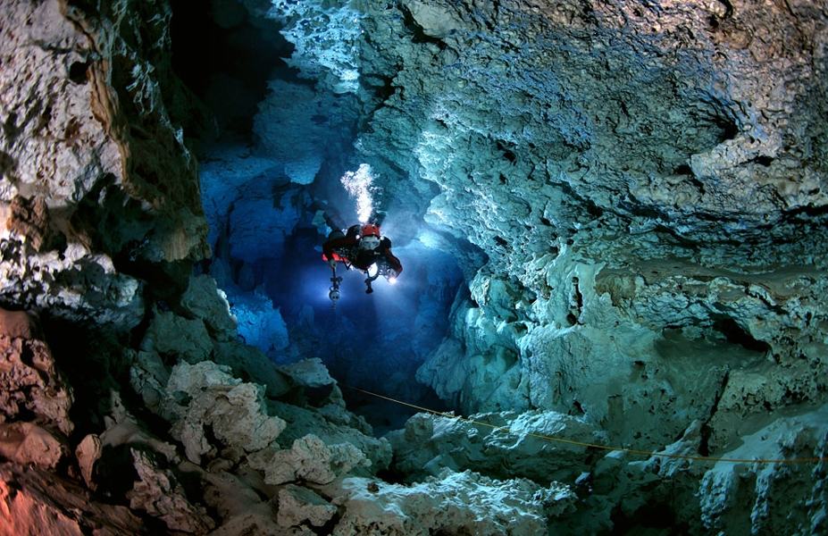 Unique Articles Amazing Cave Diving Pictures Photos