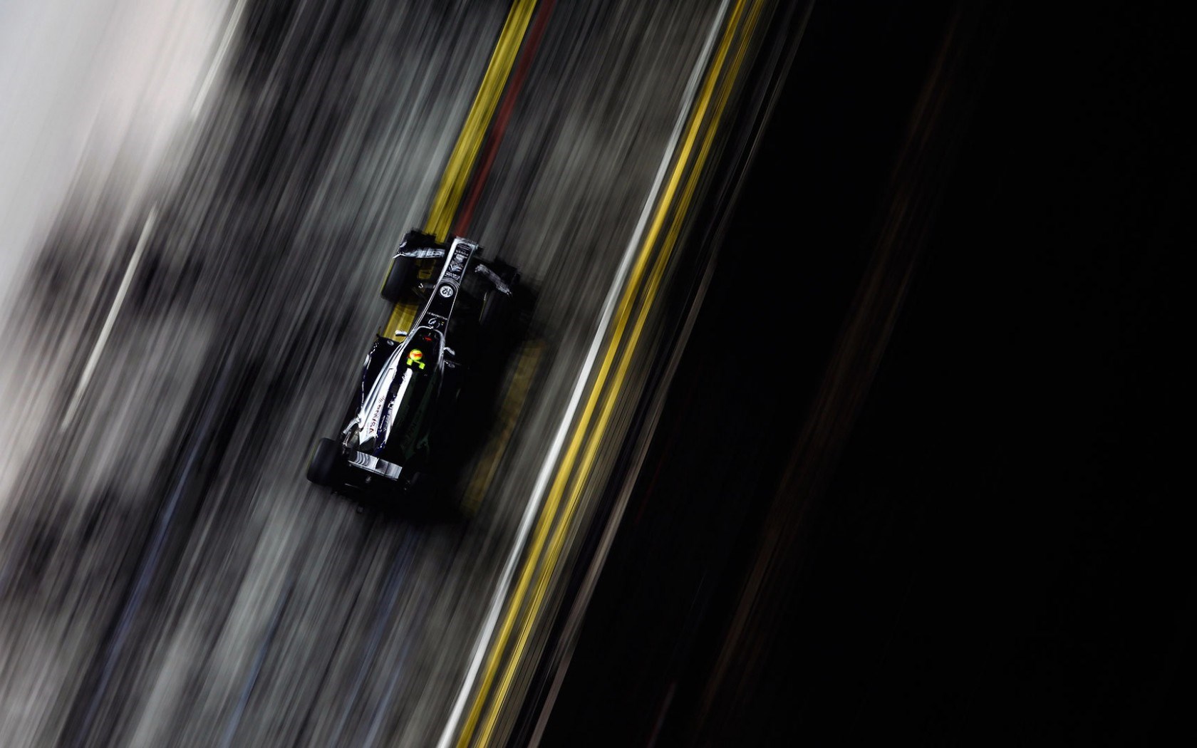 Formula Race Track Car HD Wallpaper
