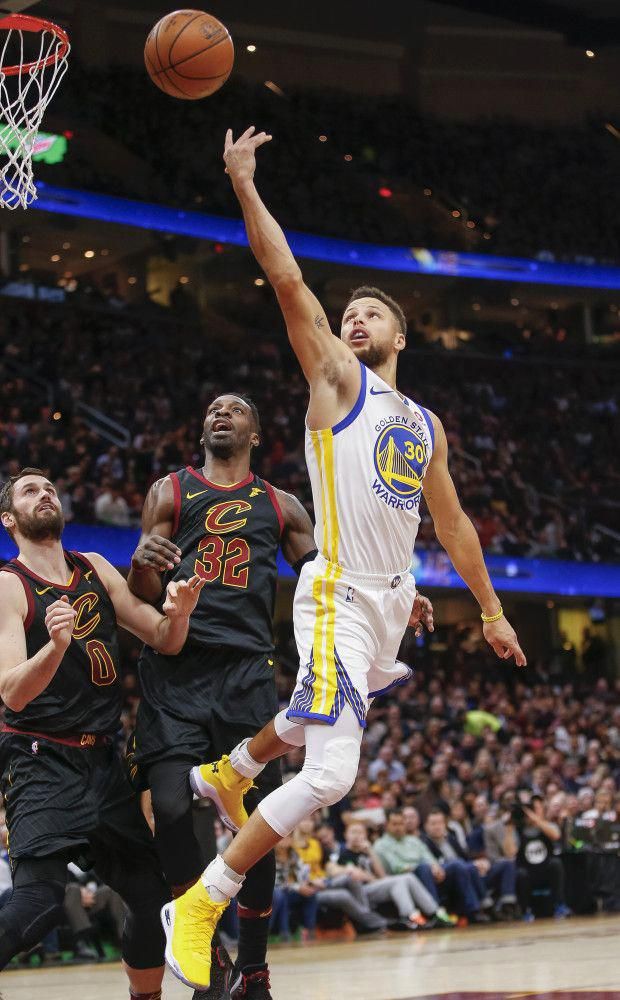 Stephen Curry Of The Golden State Warriors Shoots Ball