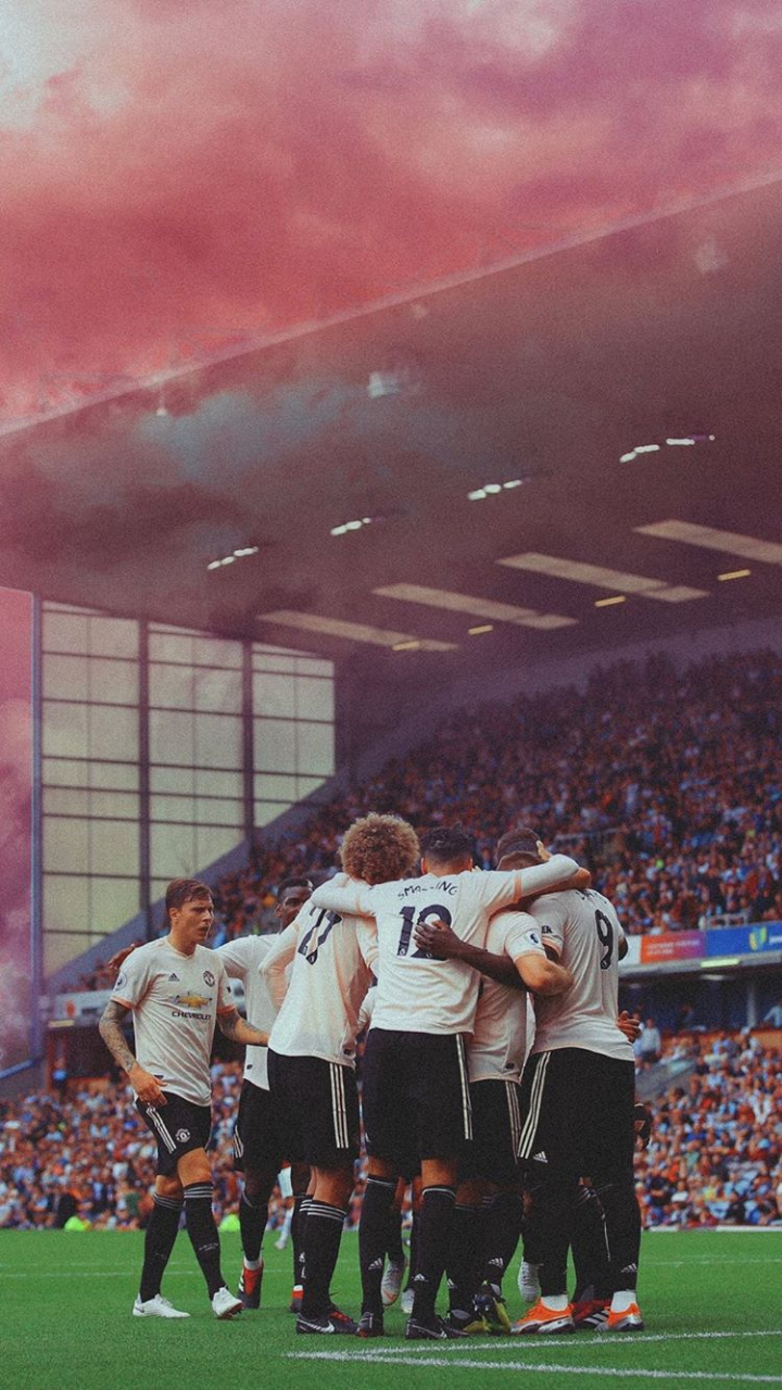 Man Utd Away Support With Team Wallpaper Reddevils