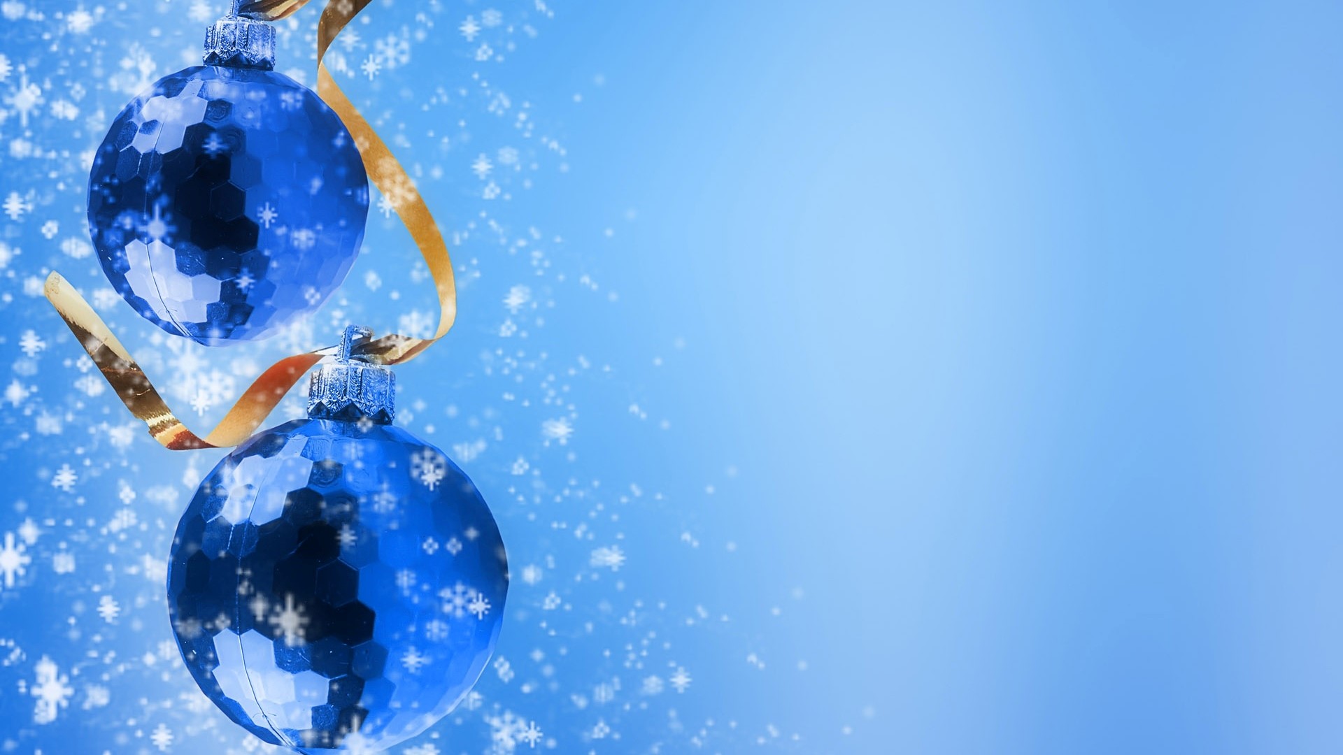 Blue Christmas Ball Background Photo HD Wallpaper