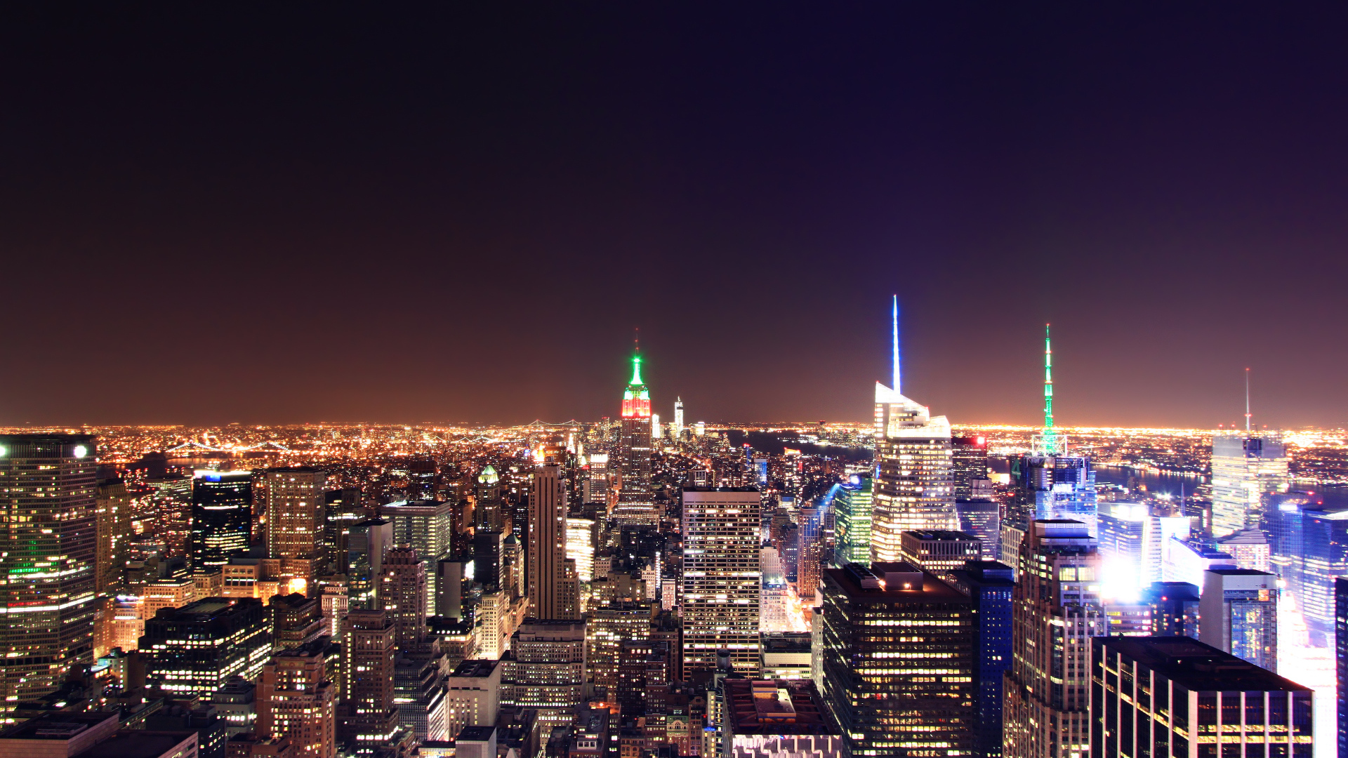 World   USA   New York Manhattan at night  New York 060754 23jpg