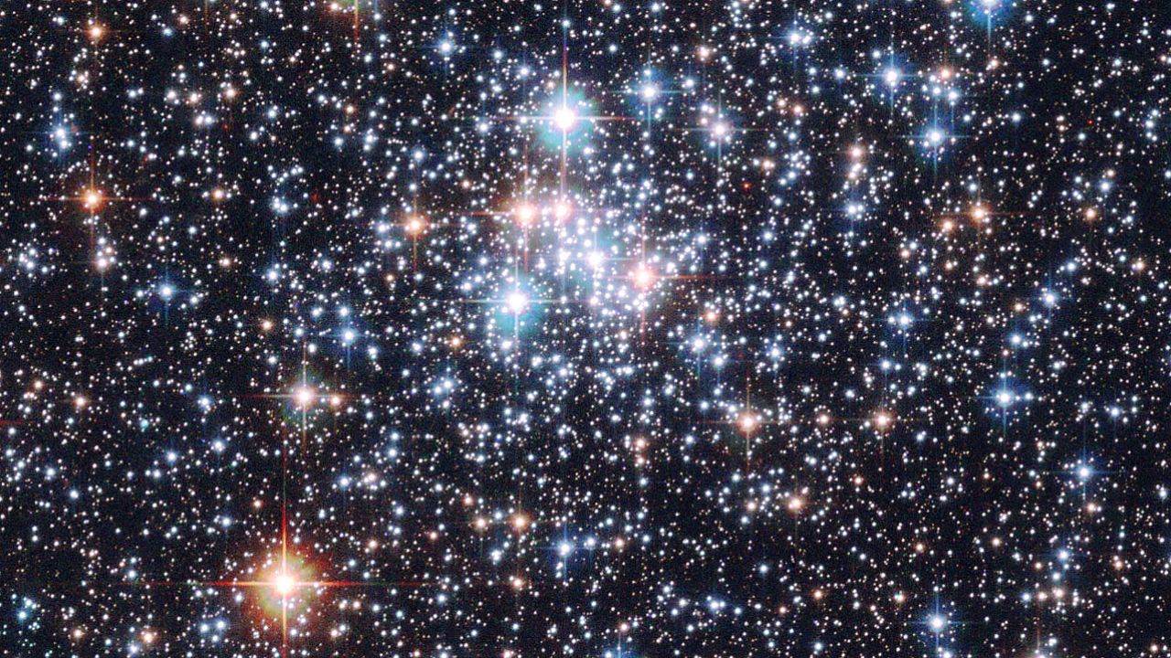 5ad267f7 Wallpaper