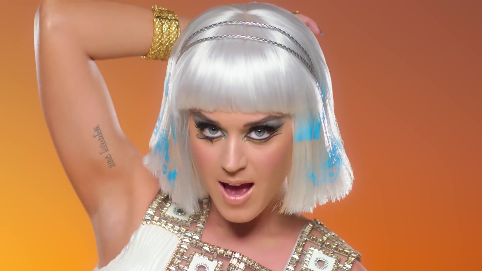 Beautiful Katy Perry Dark Horse HD Wallpaper Photos Pictures