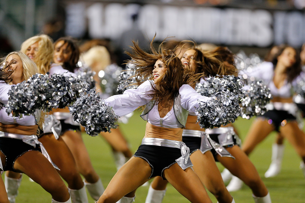 Raiderettes Suing Raiders Over Wages Nfl News Rumors And Opinions