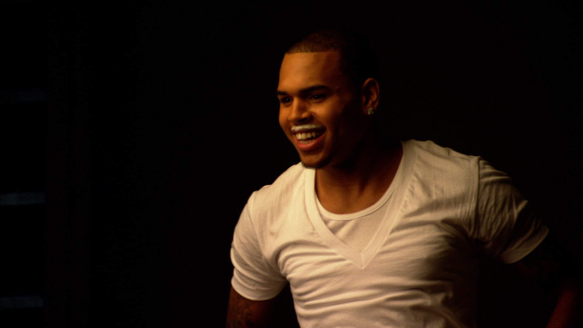 Related Pictures Chris Brown Wallpaper Background Theme Desktop