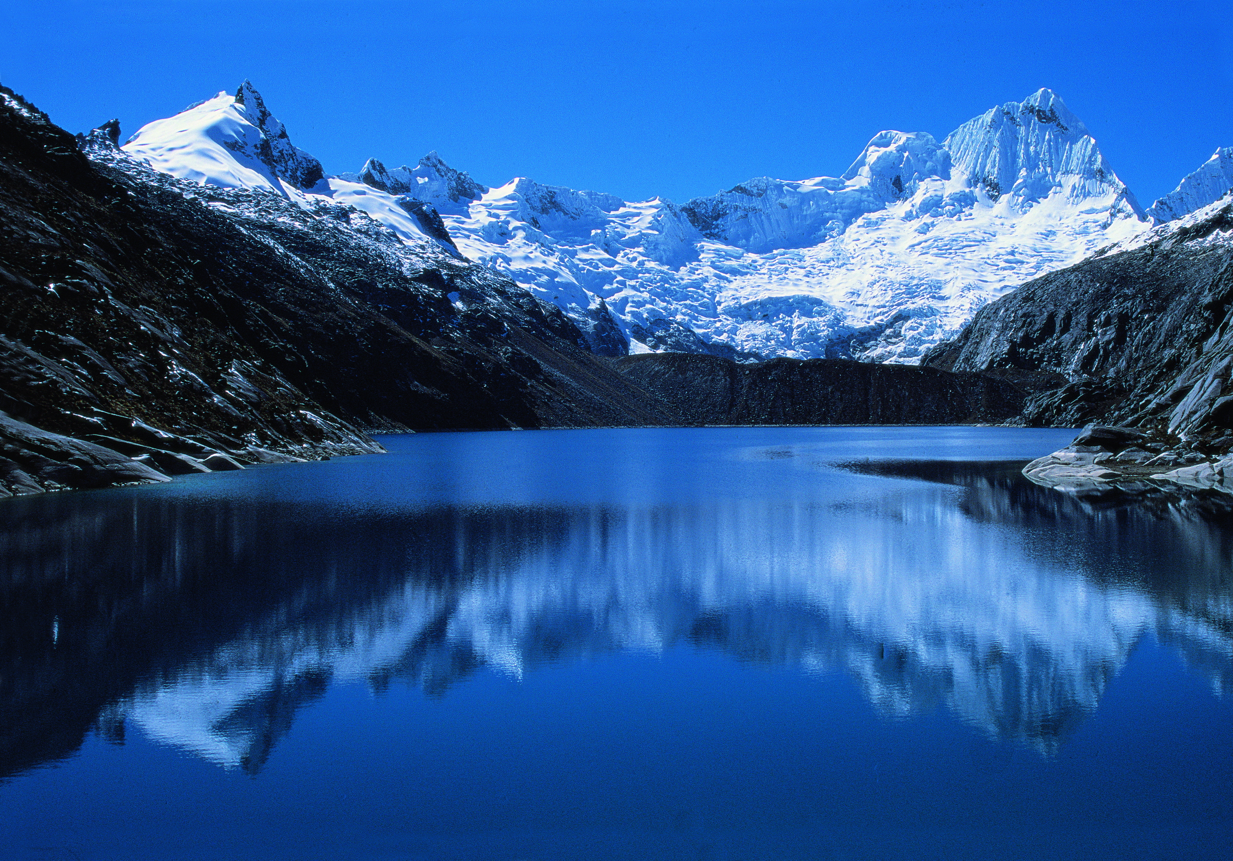 Blue Lake In Peru Wallpaper And Image Pictures Photos