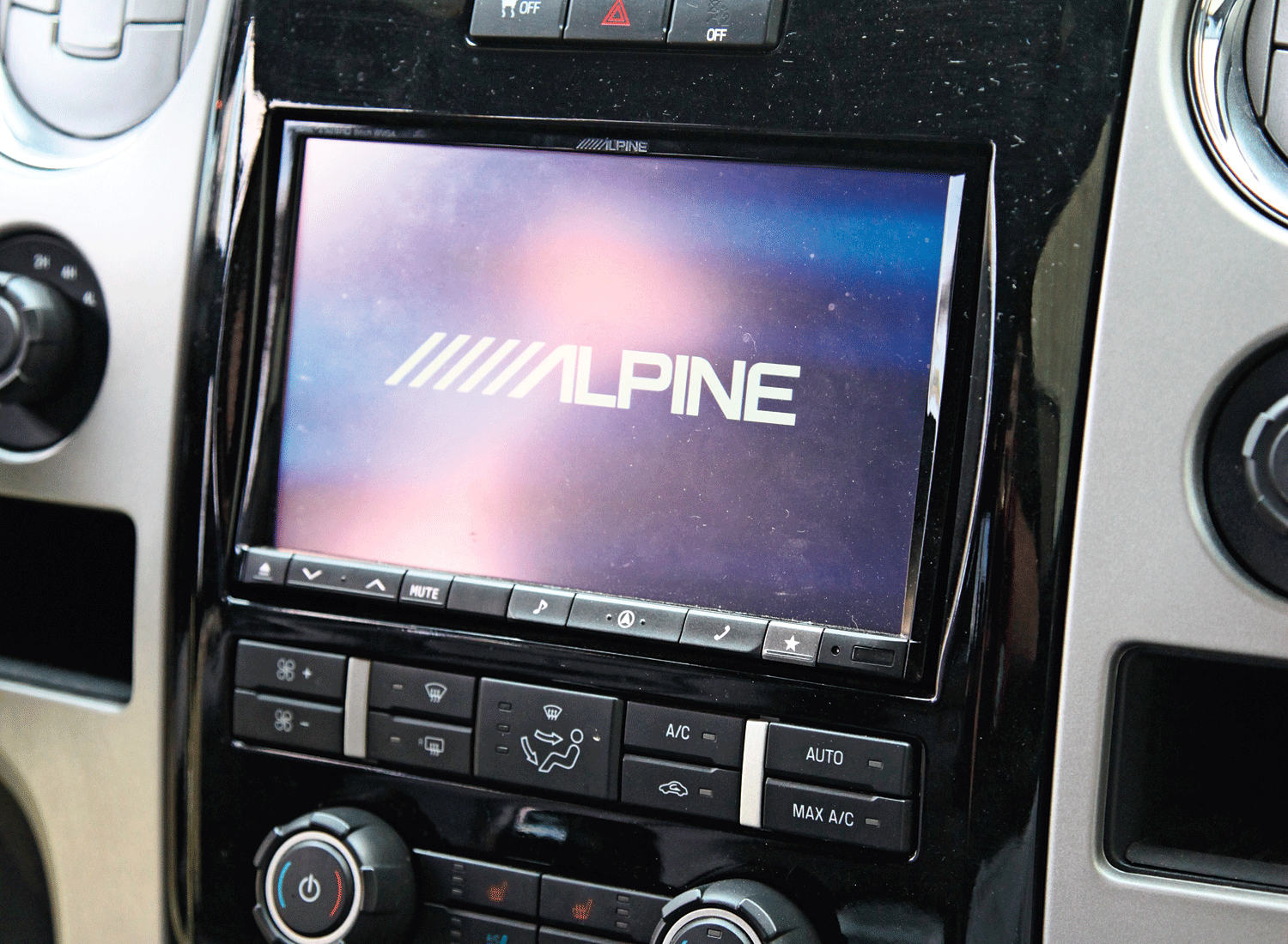 Alpine Perfect Fit Soultion Installed