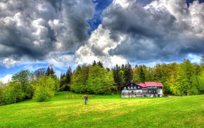 Beautiful Country Home HDr