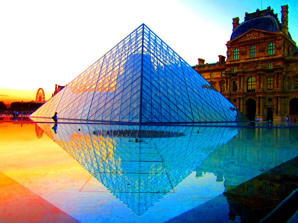 Louvre Pyramid Wallpaper HD Pulse