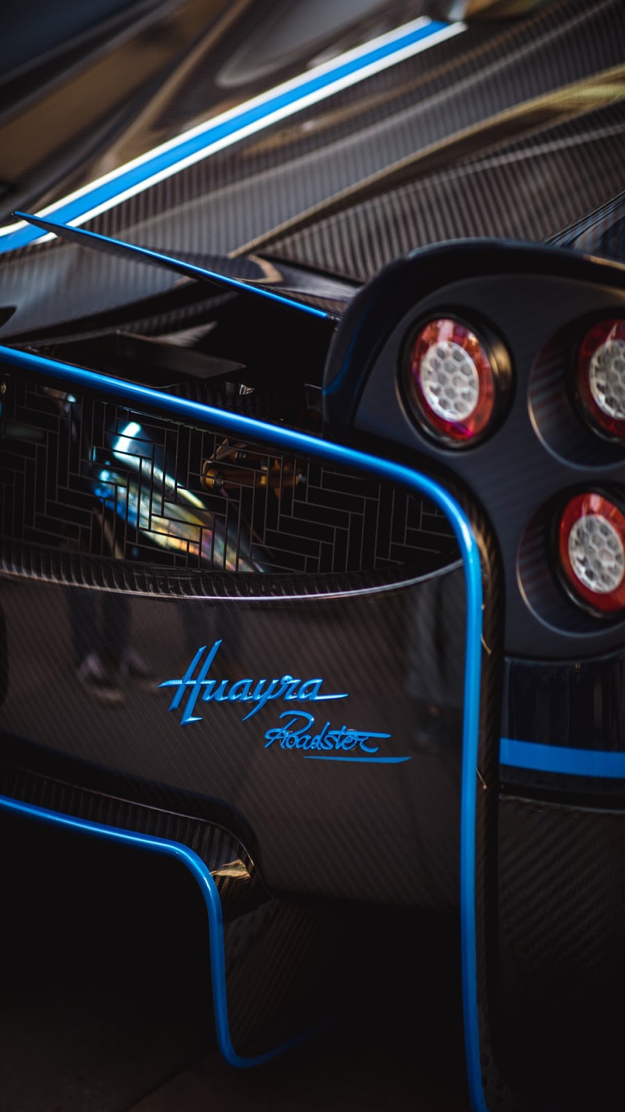 Wallpaper Pagani Huayra Roadster HD 4k Image