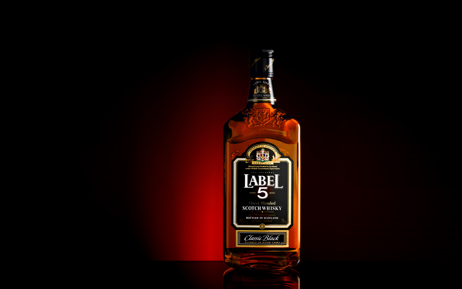 Alcohol Whiskey Bottle Label Black Wallpaper Background