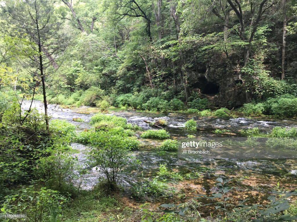 Natural Spring In The Current River In The Ozarks Missouri High 1024x768