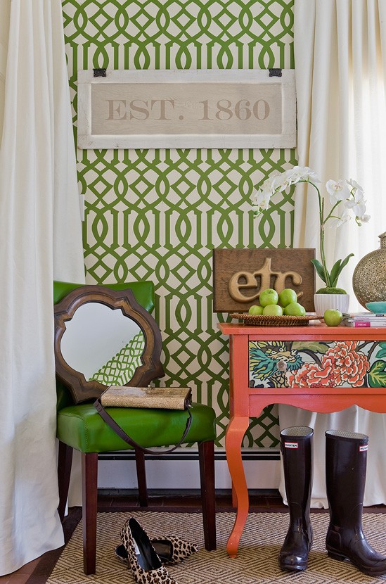 shell and chinoiserie Seaside style with an Eastern accent