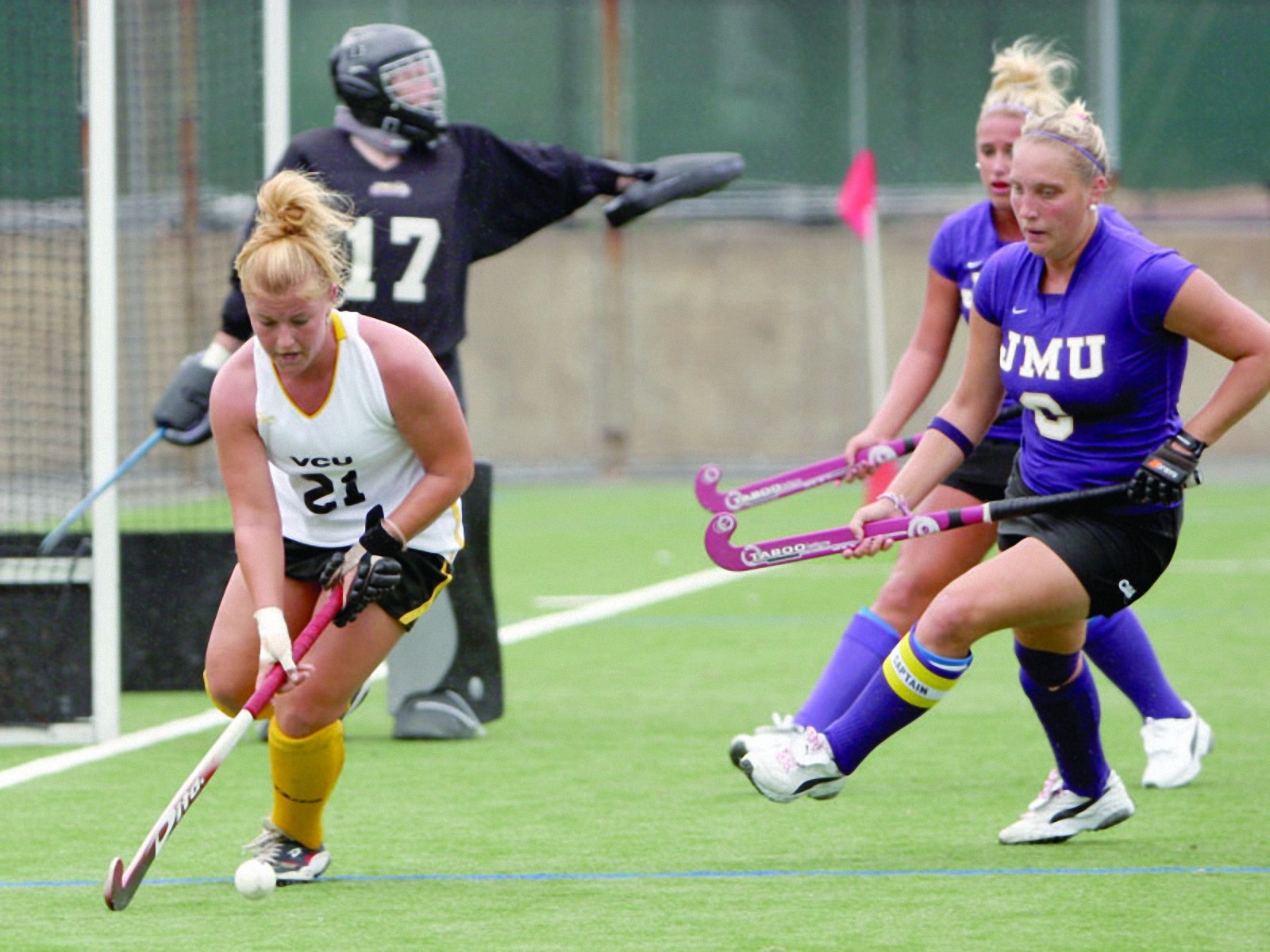 Field Hockey The Dribble WallpapersField Hockey Wallpapers Pictures 1600x12...