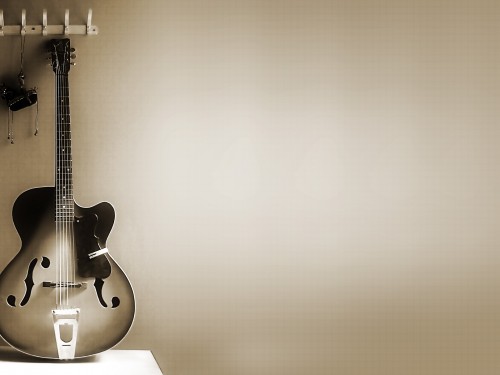 Solitary Guitar Wallpaper