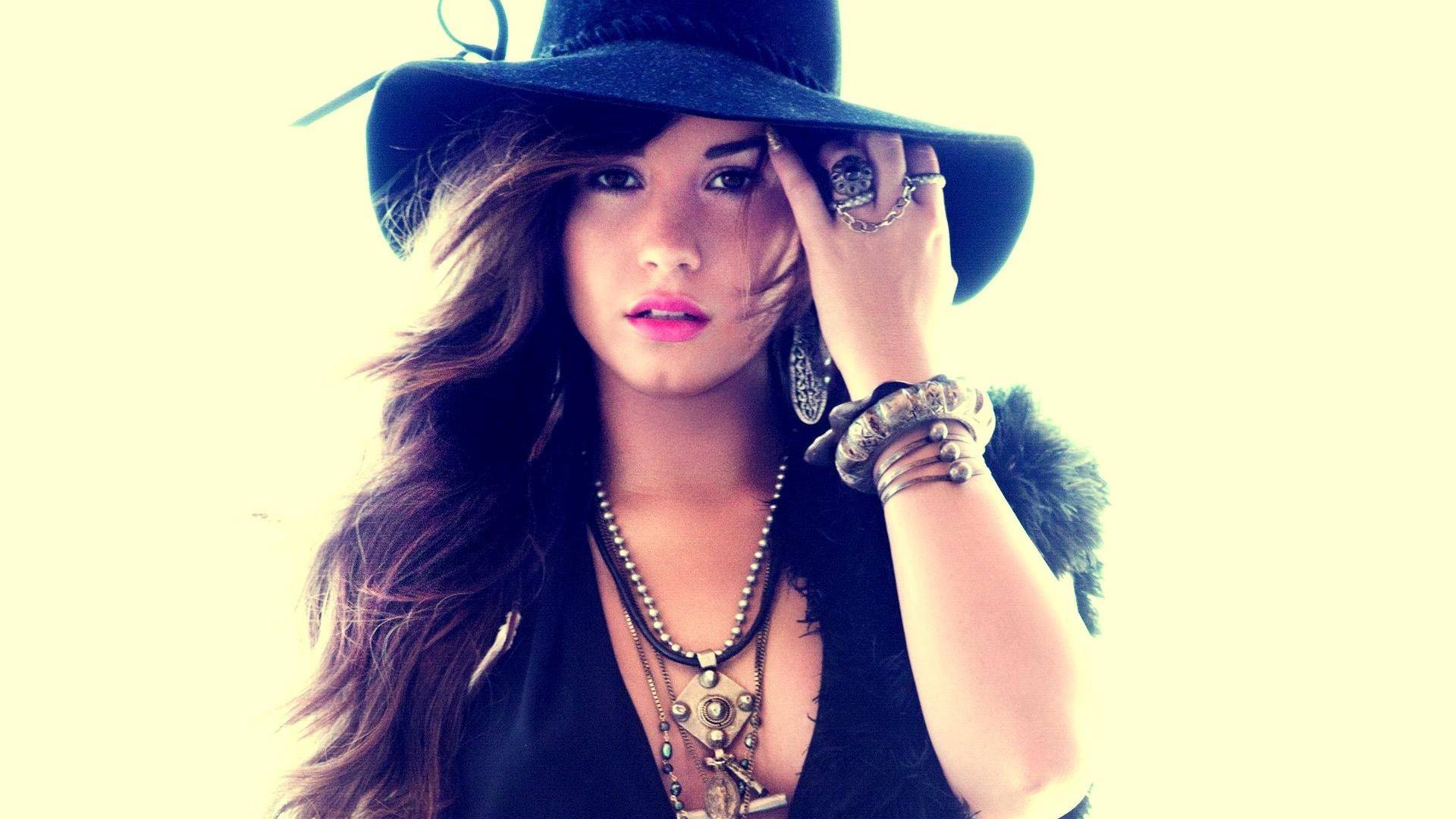 Demi Lovato Wallpaper Stay Strong