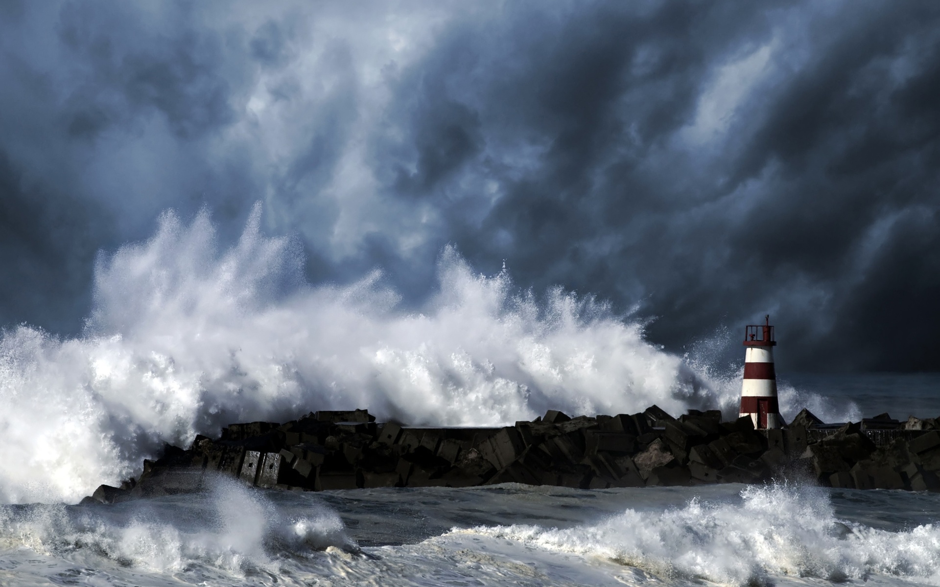 Sea Lighthouse Storm Waves Wallpaper
