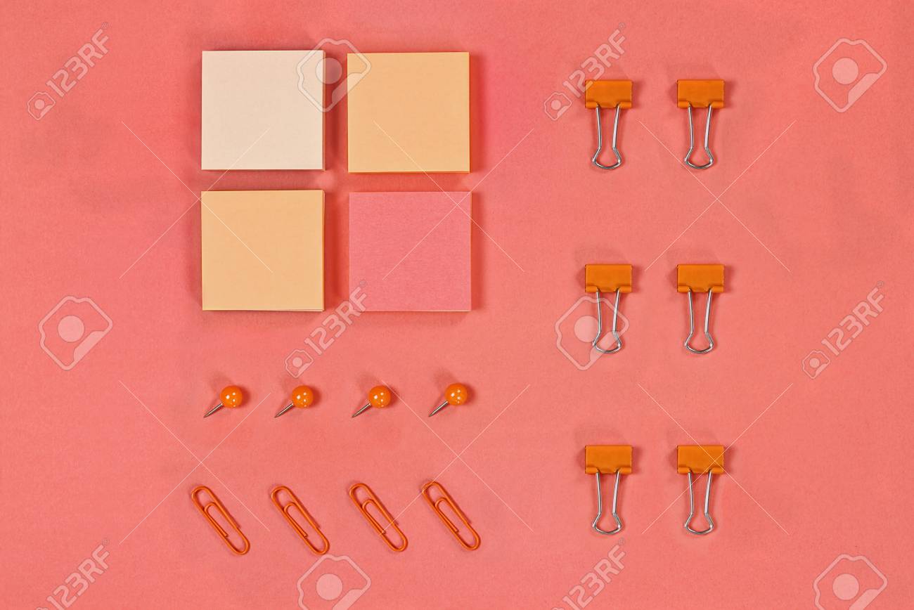 Free download Variety Of Note Pad Paper Push Pins And Paper Clips For