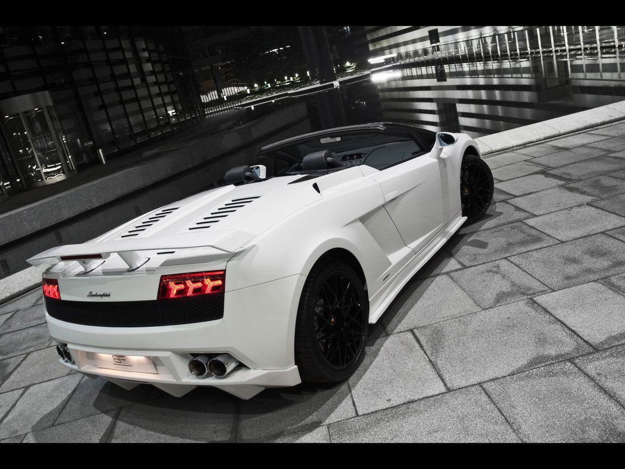 White Lamborghini Gallardo Wallpaper
