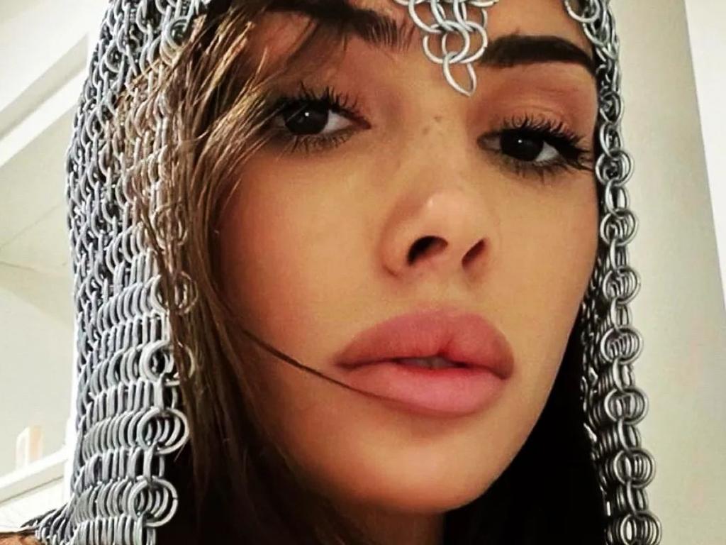 Kanye West Believed To Be Heading Melbourne Meet Bianca Censori S Wallpaper