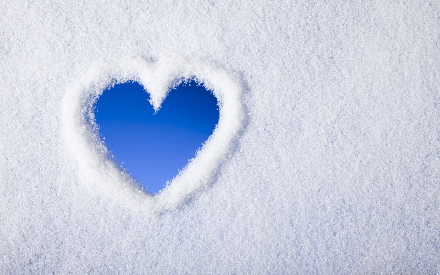 Blue Heart In Snow Winter X Close