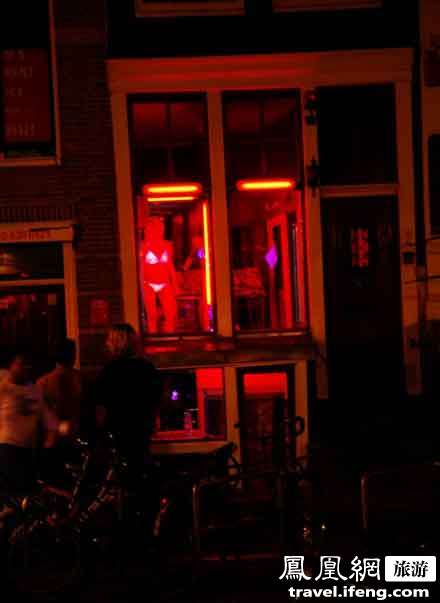 Amsterdam Red Light District Of Heaven And Earth Young Dangerous