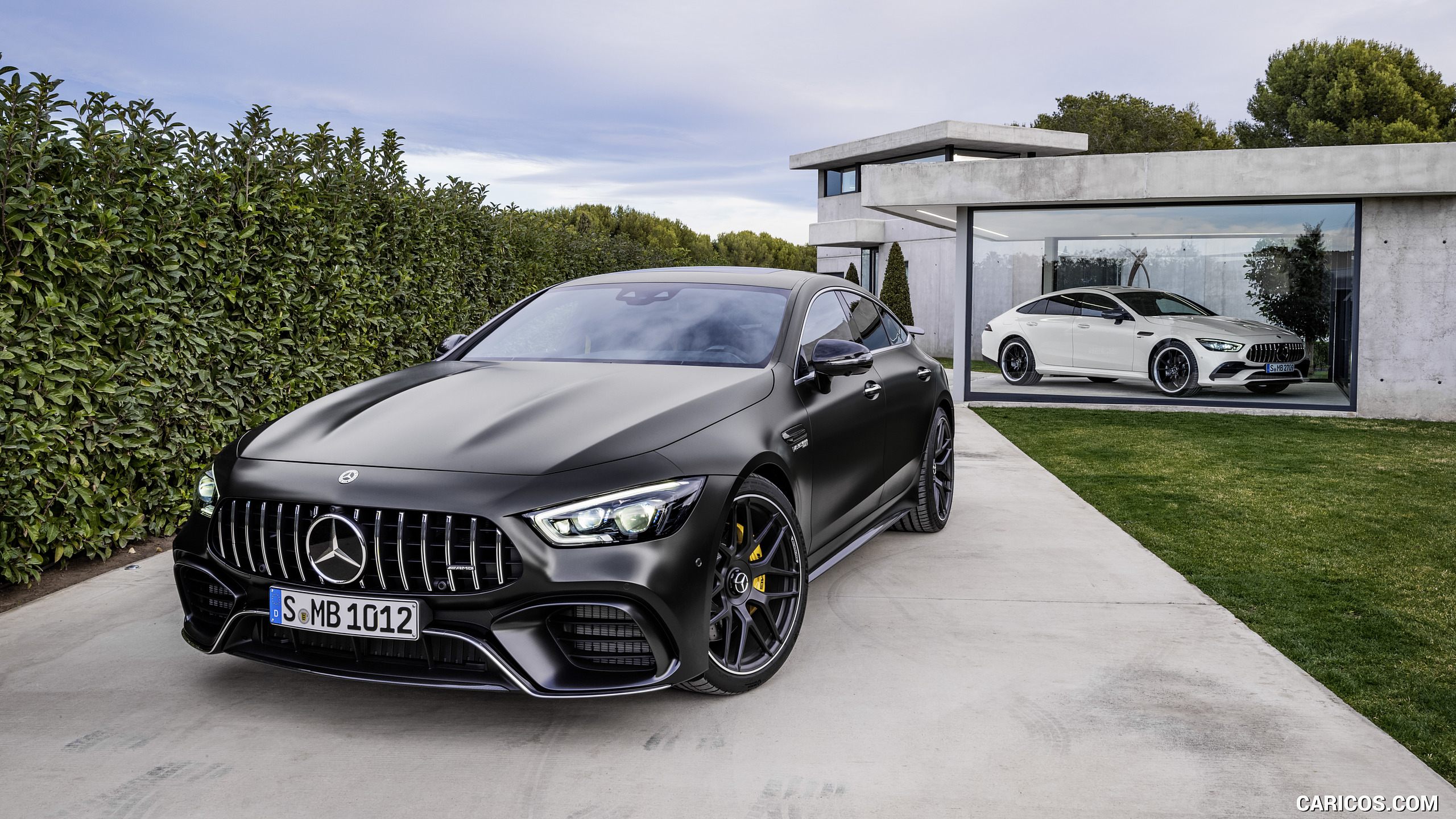  Mercedes AMG GT and 4MATIC Door Coupe HD Wallpaper