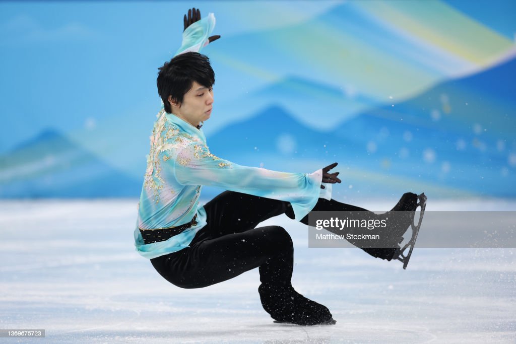 Yuzuru Hanyu Of Team Japan Falls During The Men Single Skating