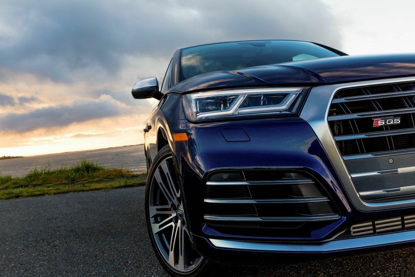 Audi Q5 HD Wallpaper Background Image Photos Pictures Yl