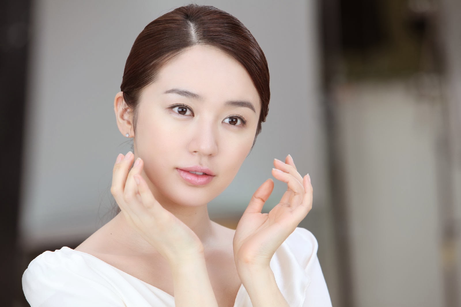 Pretty Pure And Beautiful Korean Actress Yoon Eun Hye