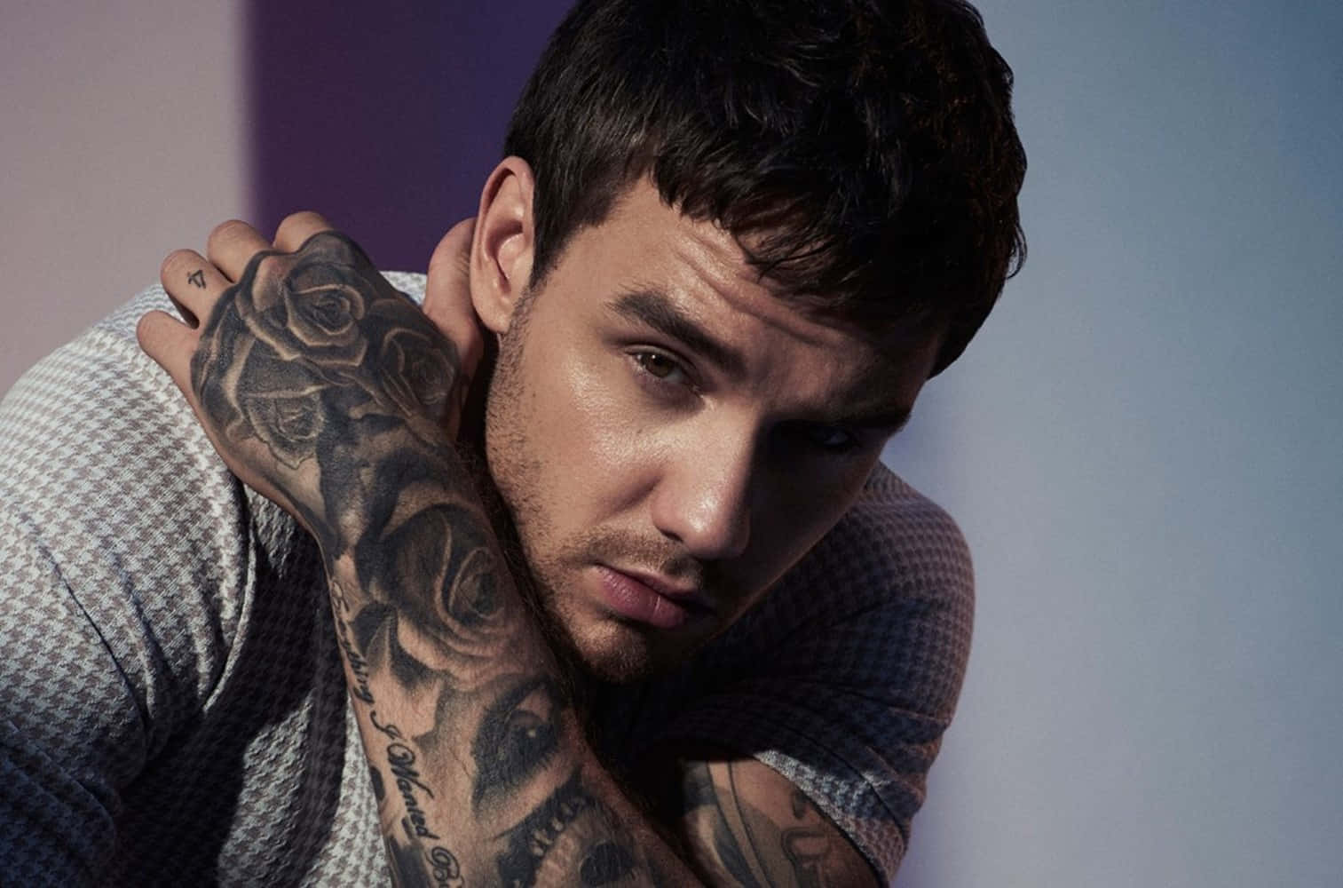 Liam Payne Background Wallpaper