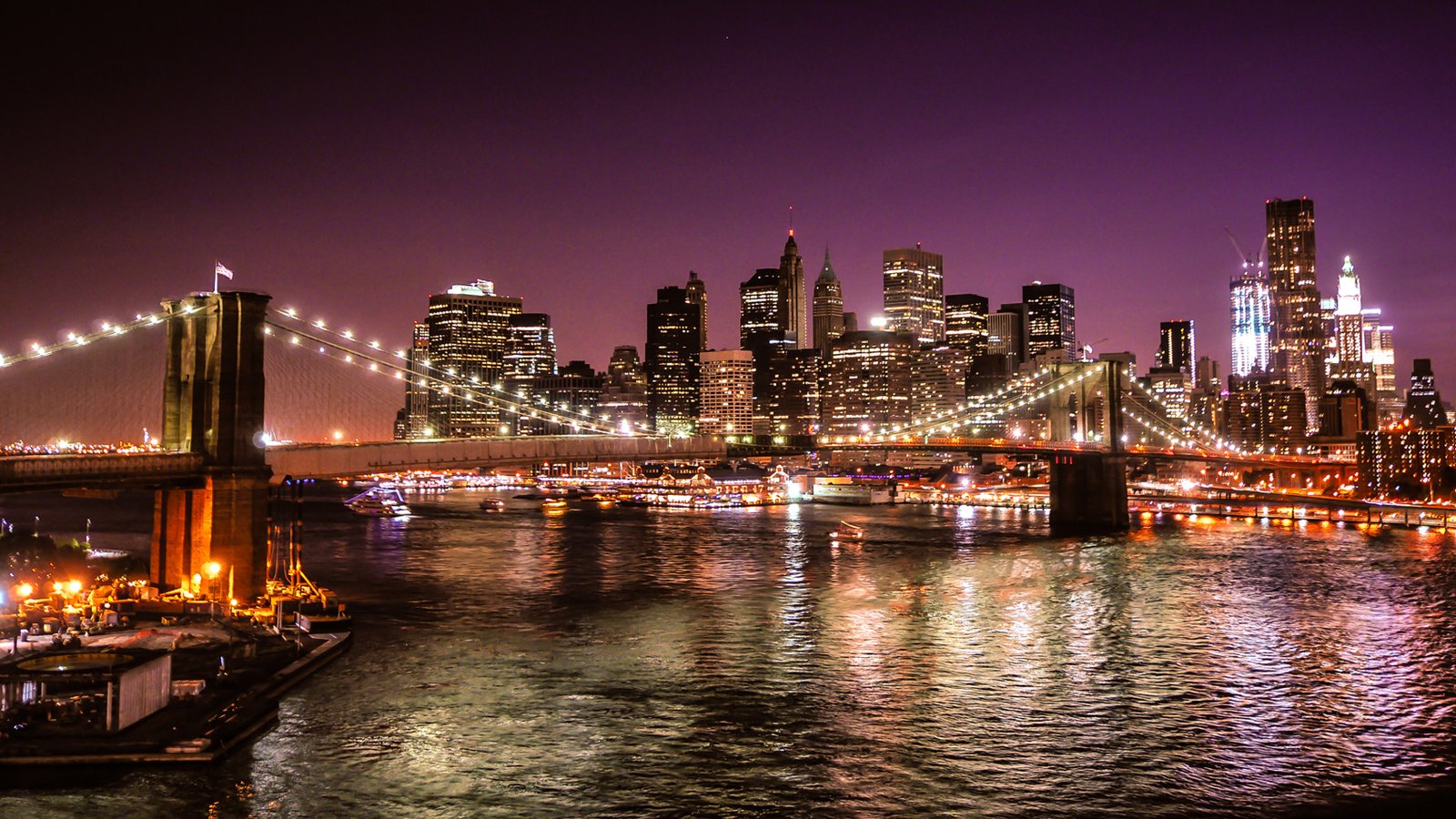 New York City United States Of America Night On The Brooklyn Bridge Wallpaper