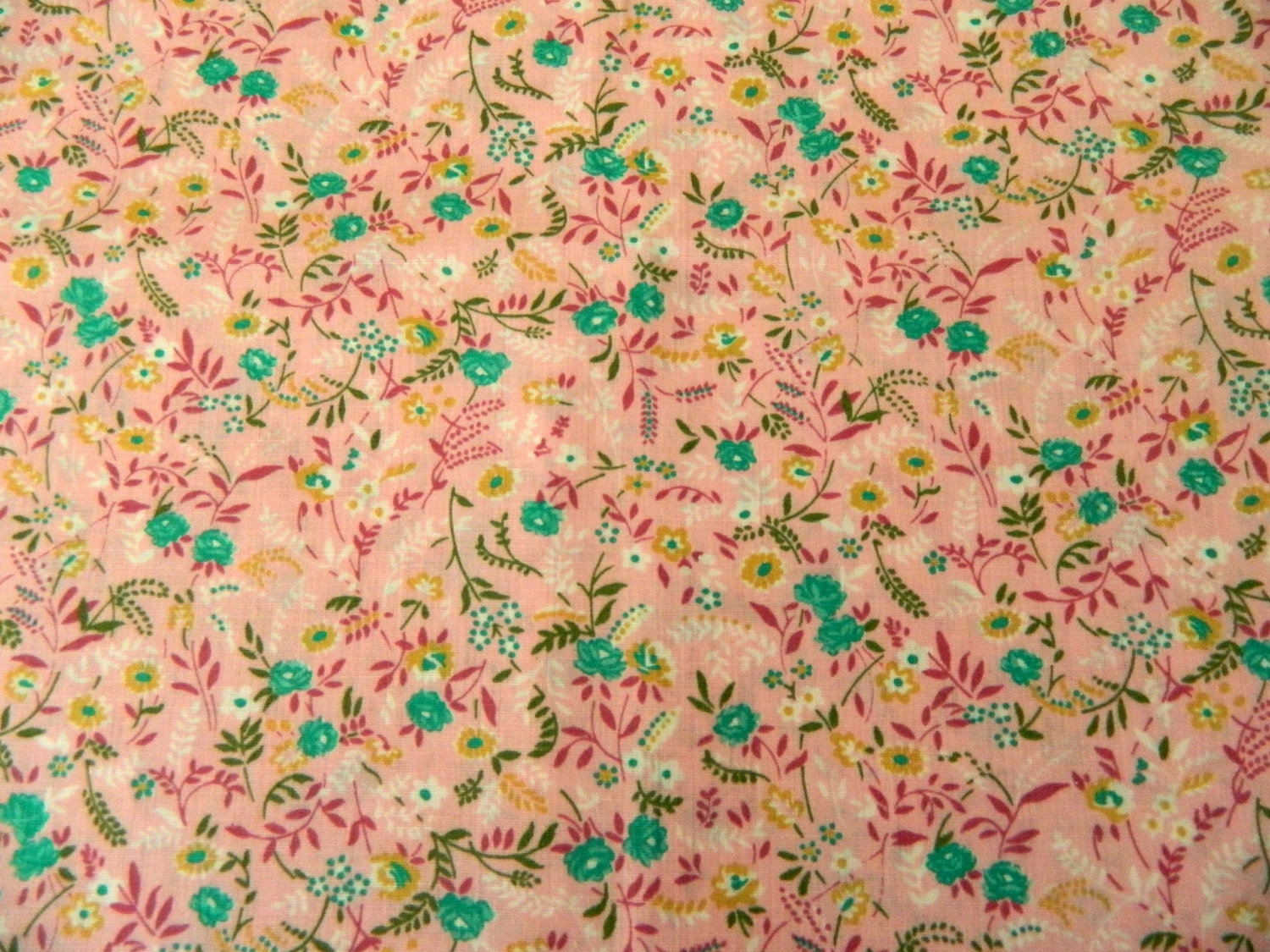 Vintage 70s Small Floral Print Fabric By Theoldbroadscloth