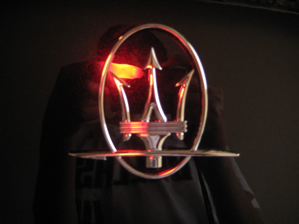Maserati Symbol  Logo Brands For HD 3D 1024x768