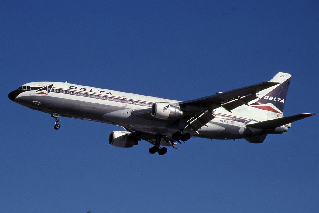 Lockheed L Tristar Airliner Airplane Plane Transport