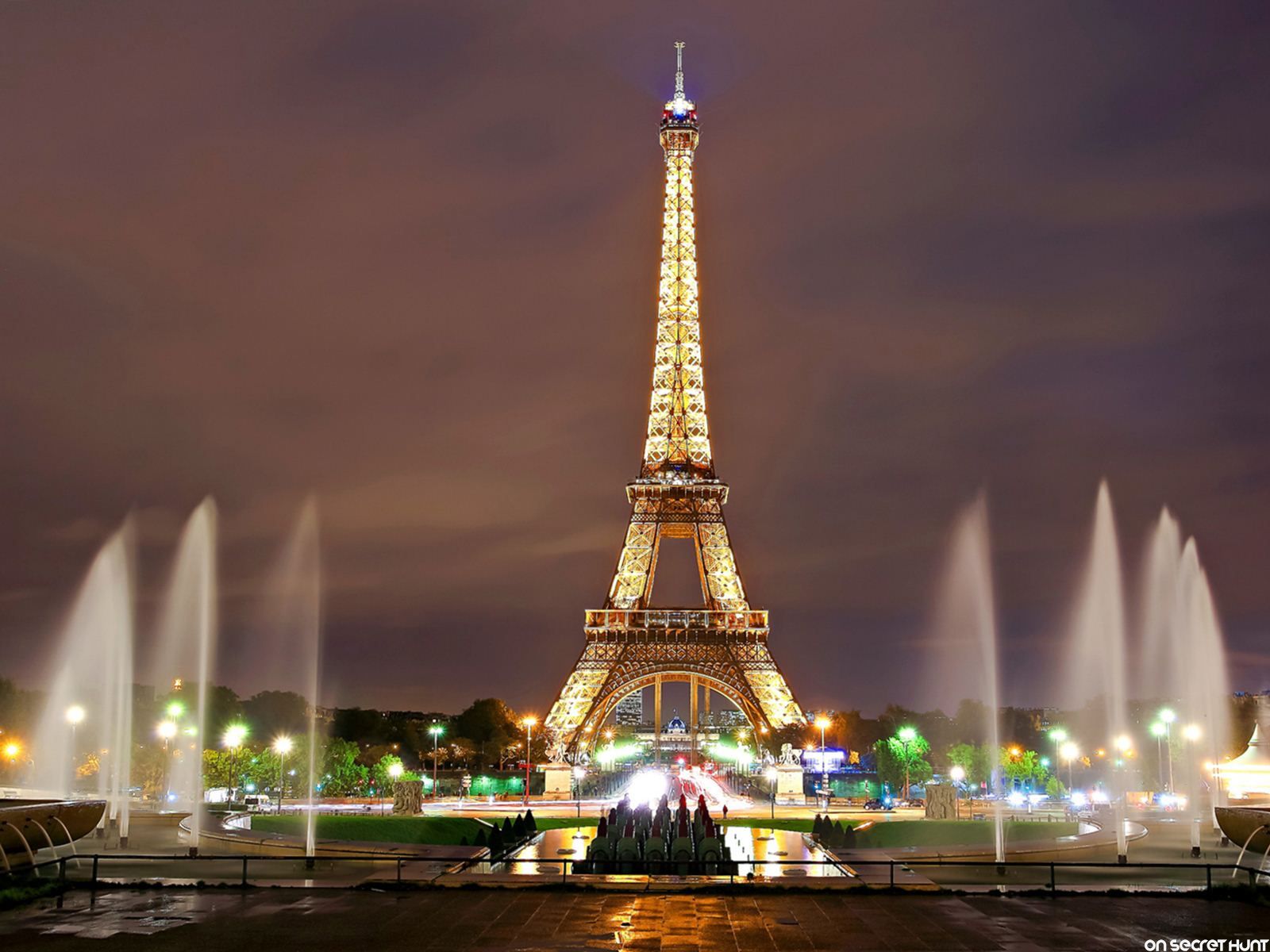 Gallery For Gt Eiffel Tower Paris At Night