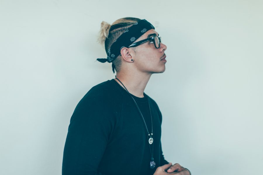 William Singe Is The Next Big Singer You Should Know Axs