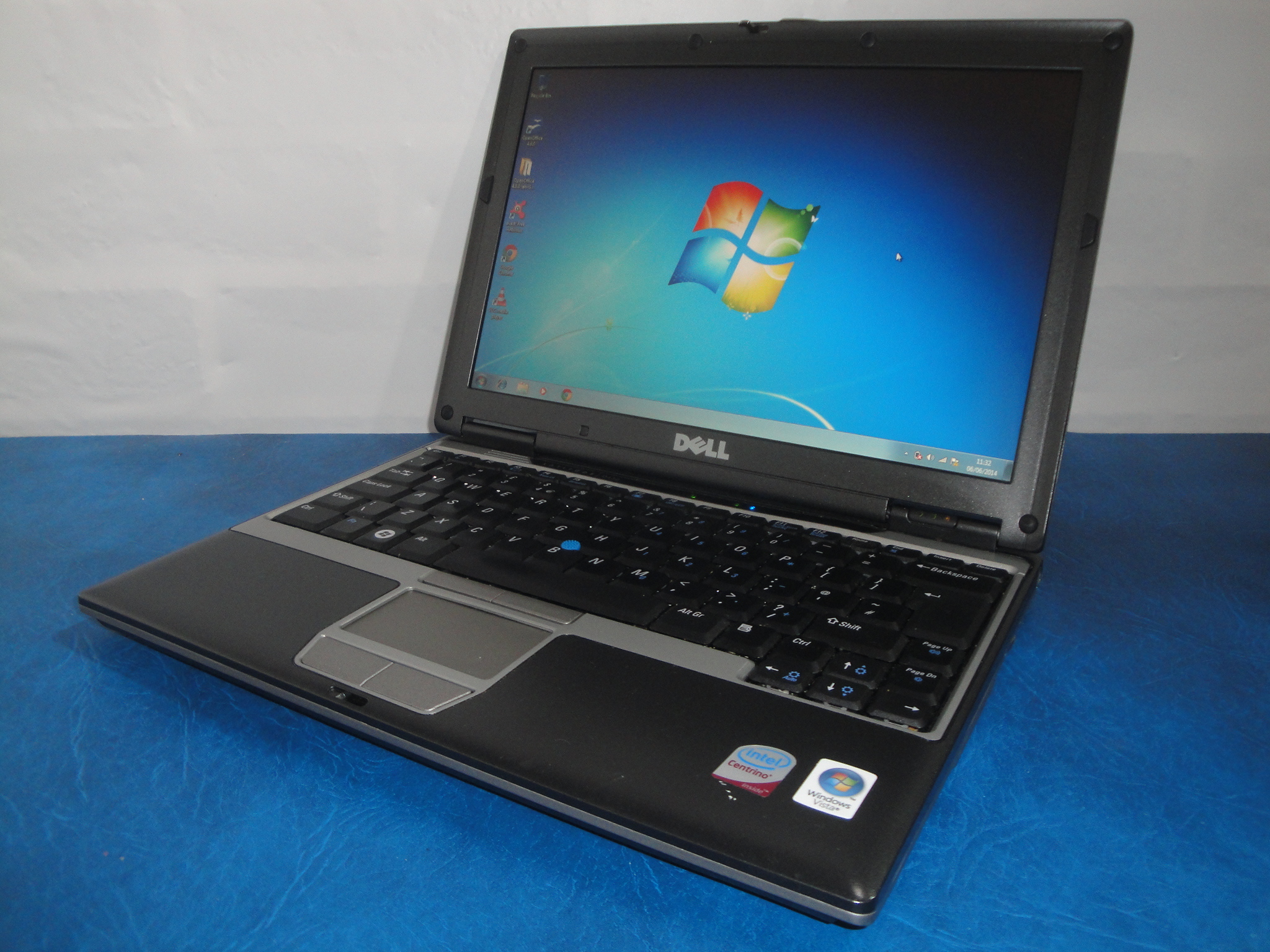 Home Dell D430 Windows Laptop Silver