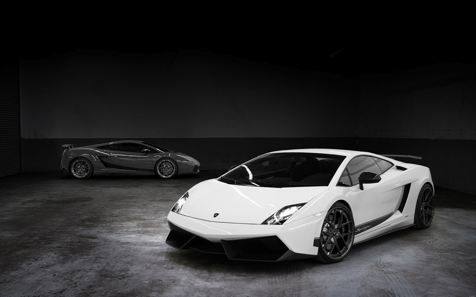 Lamborghini Gallardo In Garaga Black And White Photo HD Wallpaper