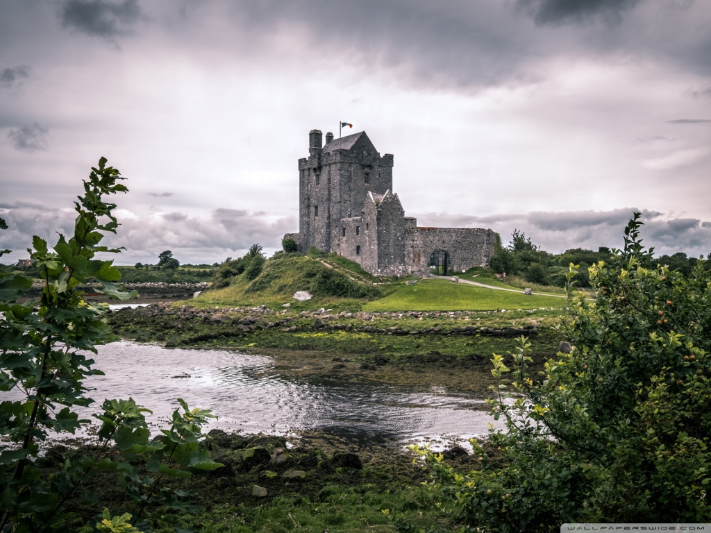 Dunguaire Castle Kinvara County Galway Ireland 4k HD Desktop