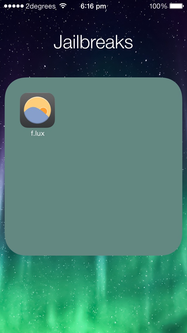 Dock Folders And Lock Screen Has Changed To A Funny Colour Image Jpg