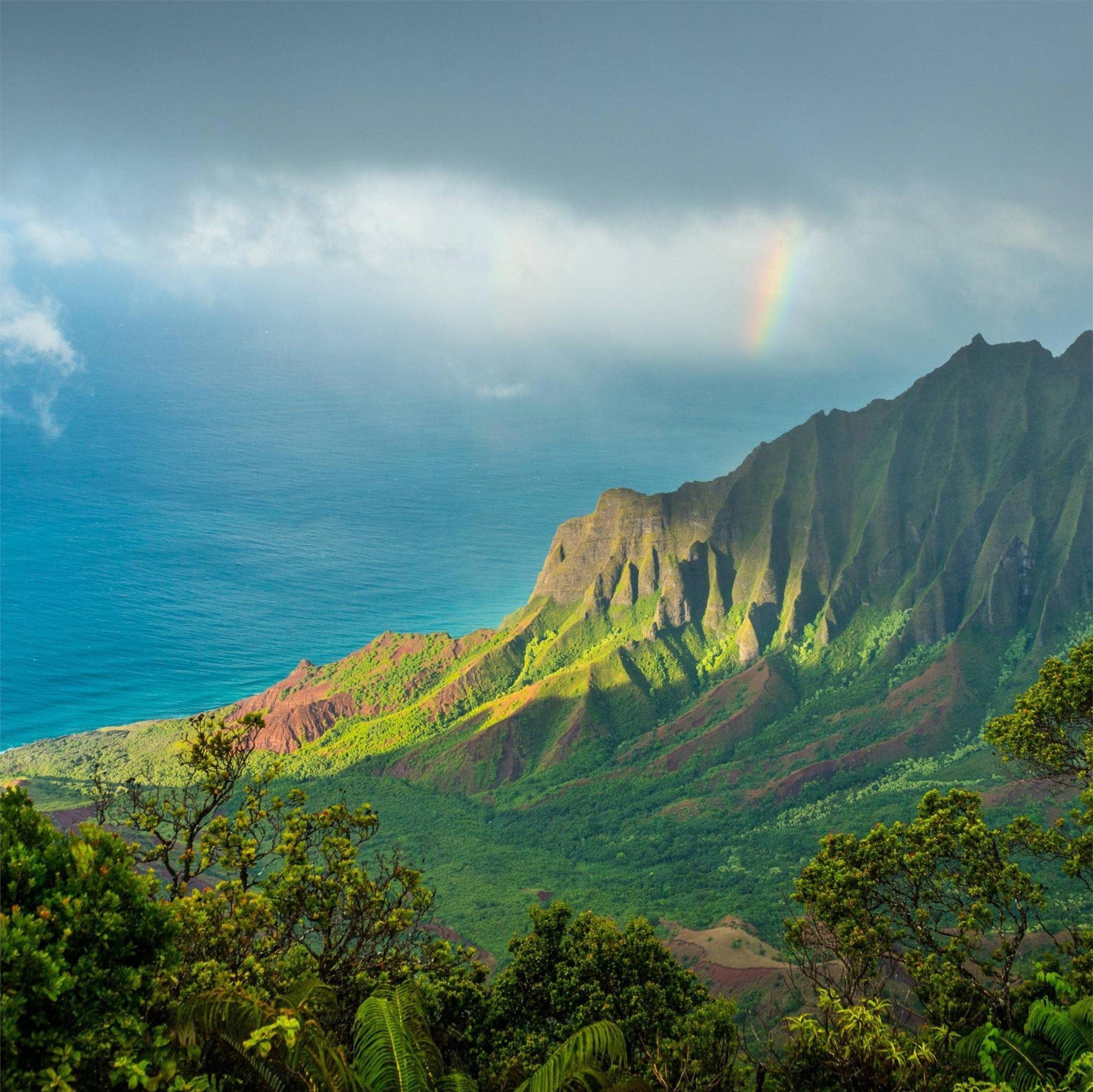 Hawaii Kauai Pacific Ocean Clouds Mountains 4k iPad