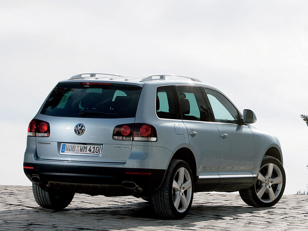 the Volkswagen Touareg wallpaper below and choose Set as Background